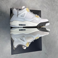 DISPLAY - Nike Grade School Womens Air Jordan 4 Retro SE Sneakers - 'Craft'