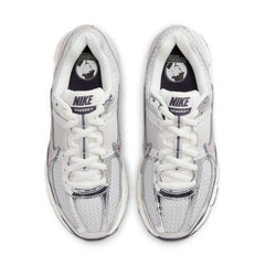 NIKE Zoom Vomero 5 Womens Sneakers