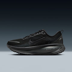 NIKE Vomero 18 Mens Sneakers