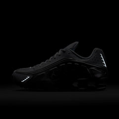 NIKE Shox R4 Mens Sneakers