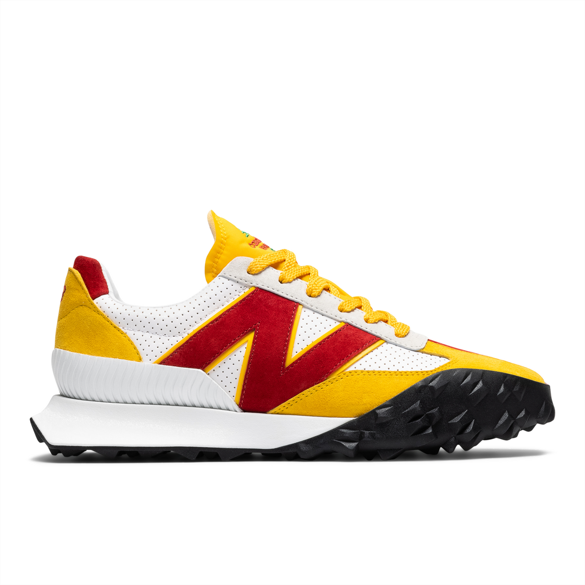 NEW BALANCE XC72 X CASABLANCA Mens Sneakers
